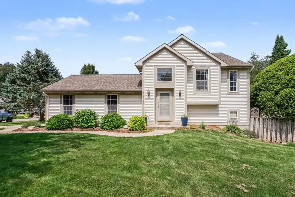 14255 Ottawa Creek Lane, Holland, MI 49424