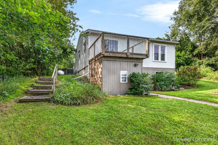 6499 Oakwood Drive, Delton, MI 49046 - #3