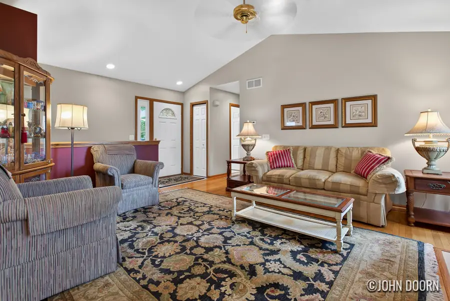 4808 Paramount Drive NE, Northview, MI 49525 - #2