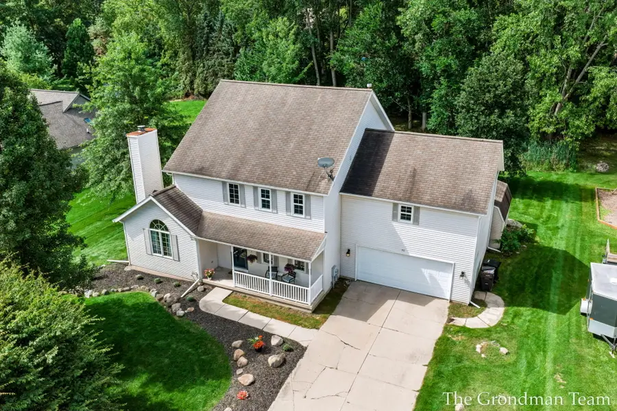 40 Rockview Drive NE, Rockford, MI 49341 - #2