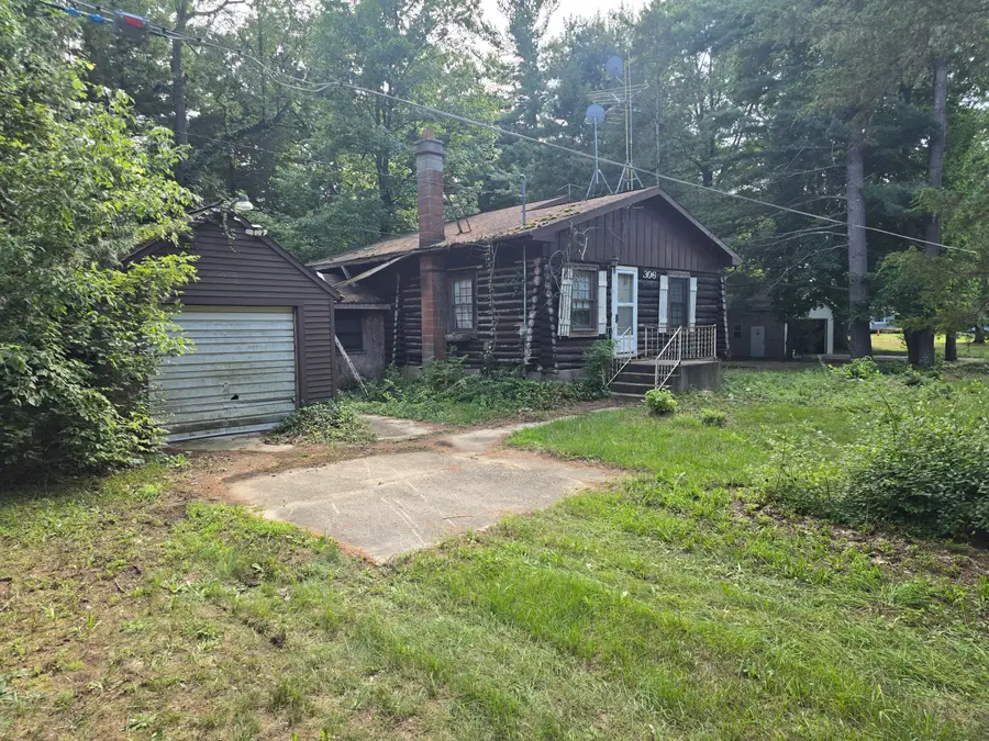 306 Indian Lakes Road NW, Sparta, MI 49345 - #2