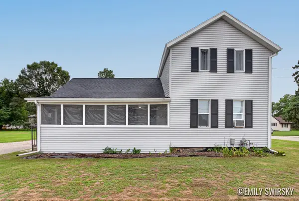 292 W Muskegon Street, CedarSprings, MI 49319
