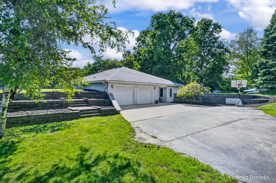 9840 E Barnum Road, Woodland, MI 48897 - #2