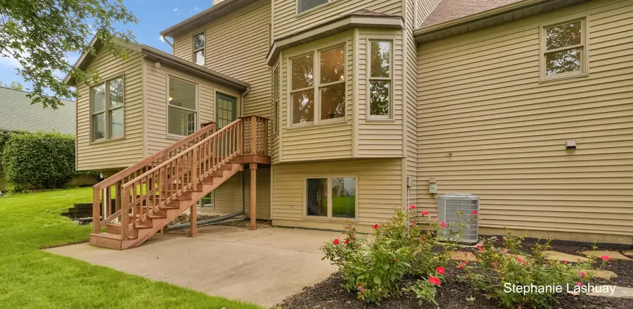 4029 Redbush Drive SW, Grandville, MI 49418 - #3