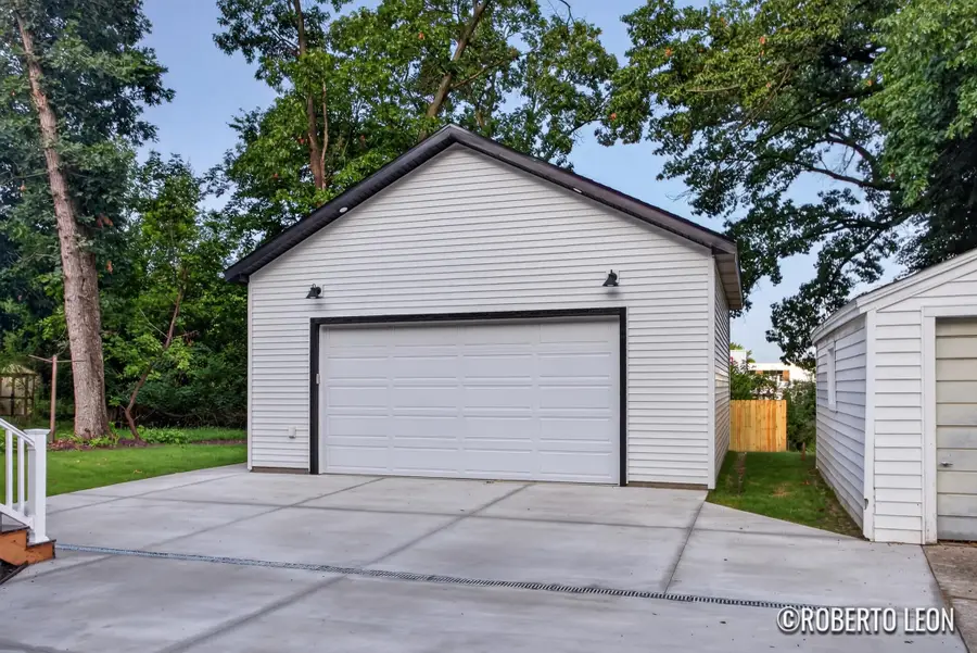 5109 Carson Avenue SW, Wyoming, MI 49548 - #3