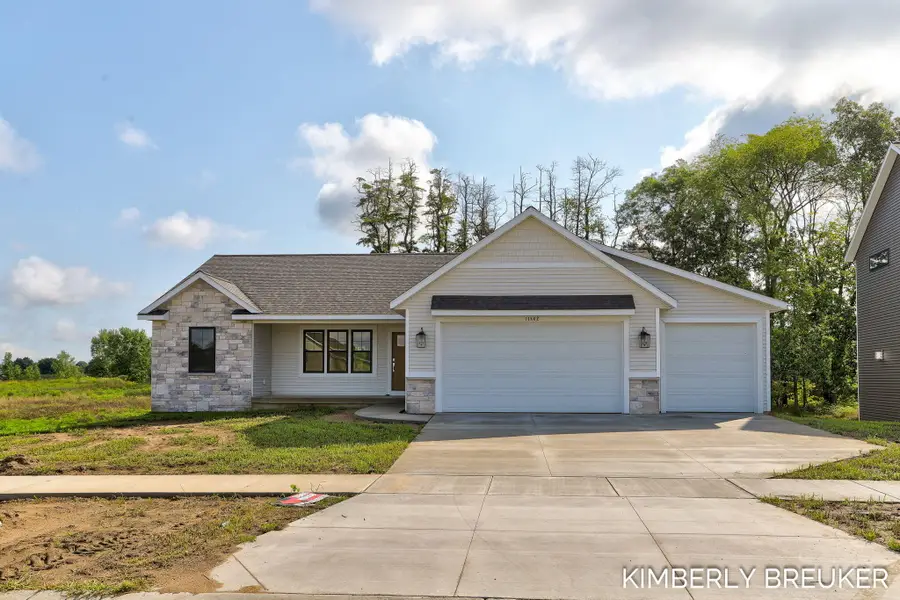 11802 Everett Avenue, Allendale, MI 49401 - #2