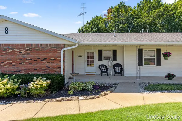 1871 E Elizabeth Lane Building: 8, Jenison, MI 49428