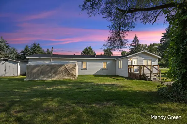 4764 S Greenville Road, Greenville, MI 48838