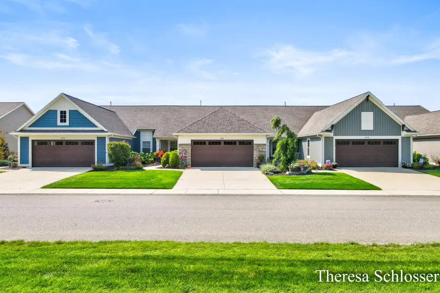 944 Bellview Meadow Drive SW Building: 13 Unit: 28, Cutlerville, MI 49315 - #2