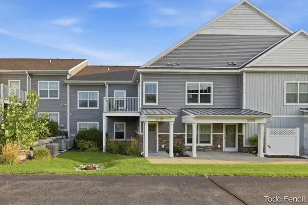 3507 Crystal River Street SW Building: B6 Unit: 109, Wyoming, MI 49418