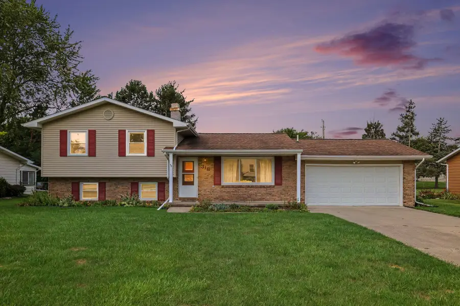 318 Kenway Drive, Lansing, MI 48917 - #2