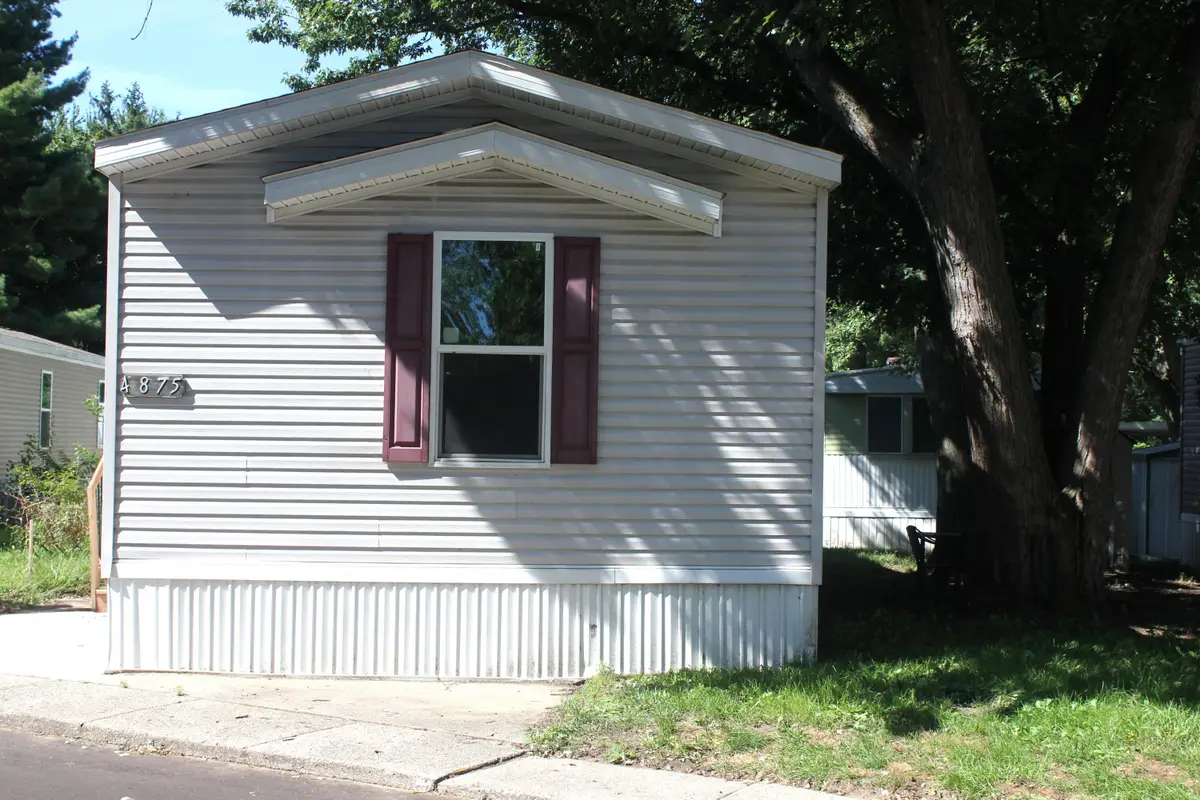 4875 Pamela Avenue SE, Kentwood, MI 49548 - #1
