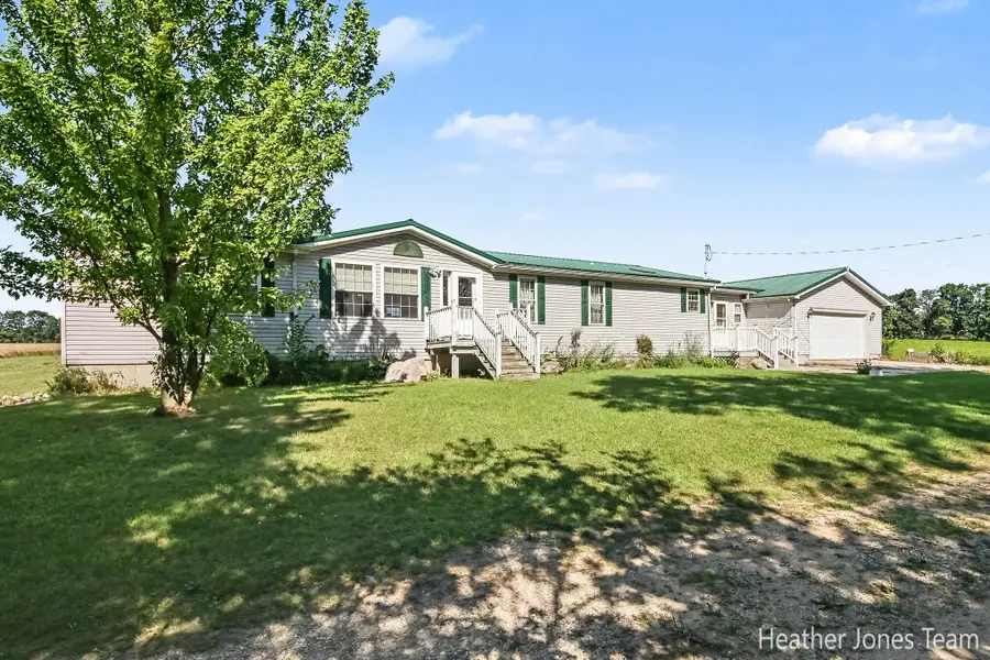 3349 N Pine Grove Road, Edmore, MI 48829 - #2