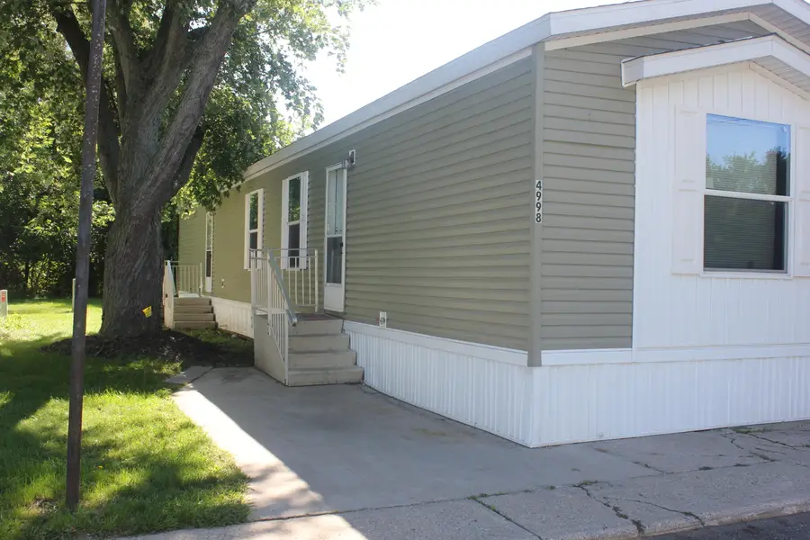 4998 Marlette Avenue SE, Kentwood, MI 49548 - #2