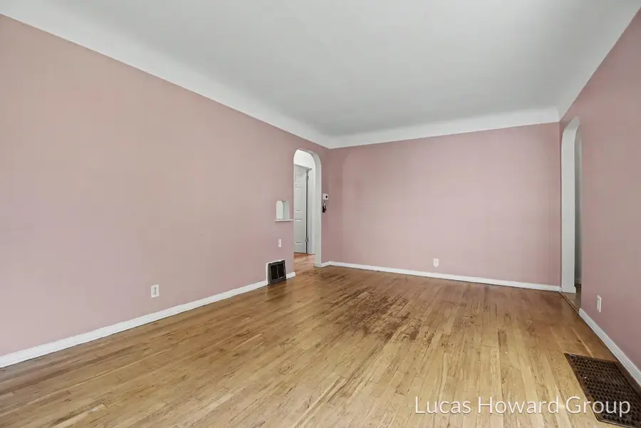 917 Royal Oak Street SW, Wyoming, MI 49509 - #3