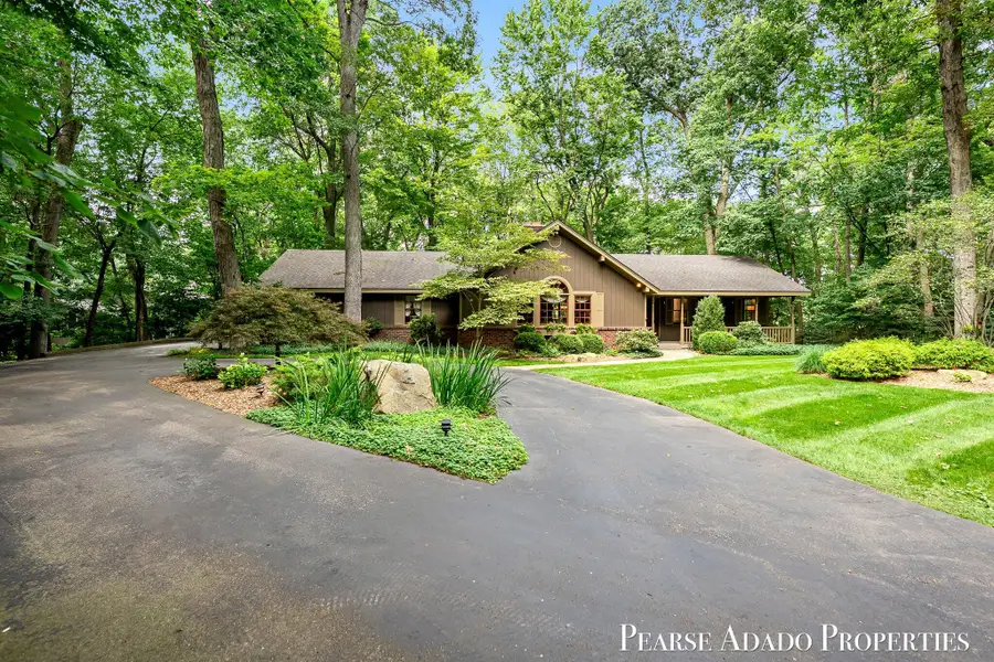 3597 Tricklewood Drive SE, Cascade, MI 49546 - #2