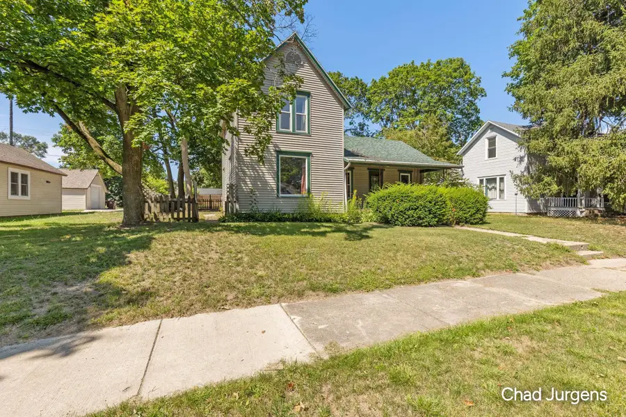 517 N Michigan Avenue, Big Rapids, MI 49307 - #3