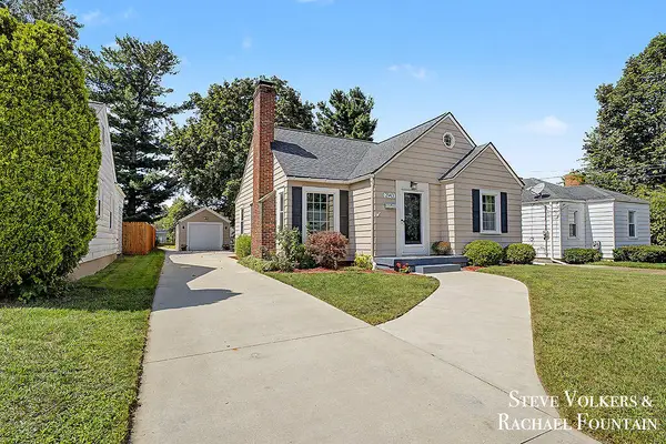 2143 Houseman Avenue NE, GrandRapids, MI 49505