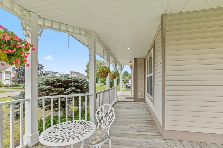 1106 Brookway Court, Norton Shores, MI 49441 - #2