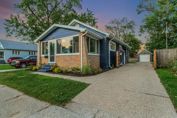 2416 Woodward Avenue SW, Wyoming, MI 49509