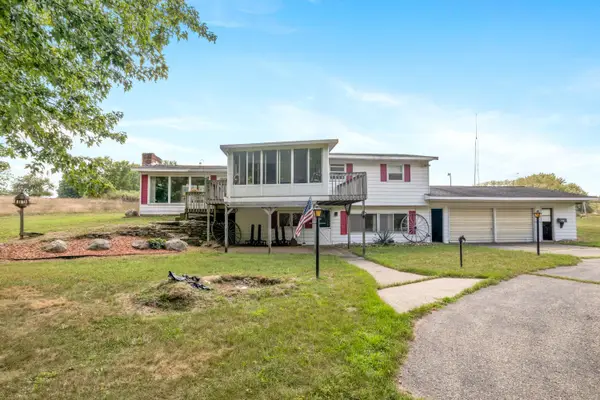 5221 S Maple Island Road, Hesperia, MI 49421
