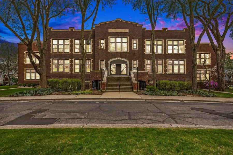 2006 Wealthy Street SE Unit: 104, East Grand Rapids, MI 49506 - #2