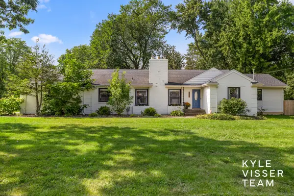 3030 Cascade Road SE, EastGrandRapids, MI 49506