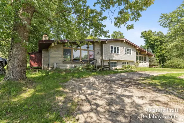 6240 S M 66 Highway, Nashville, MI 49073