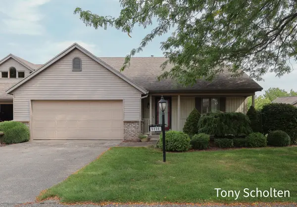 6256 Springmont Drive Unit: 39, Hudsonville, MI 49426