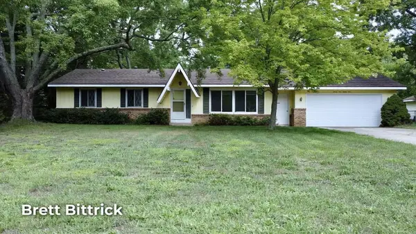 2989 Memorial Drive, Holland, MI 49424