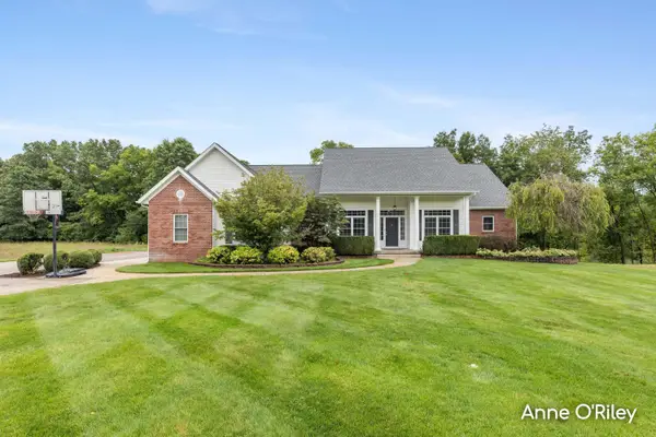 2060 Dakota Trail, Hastings, MI 49058