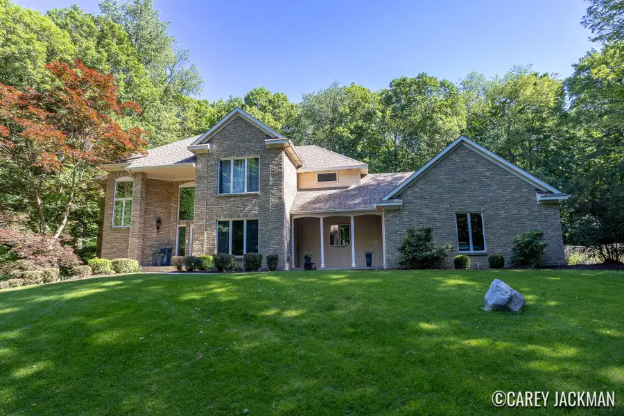 2111 Woodley Creek Court NW, Alpine, MI 49321 - #2