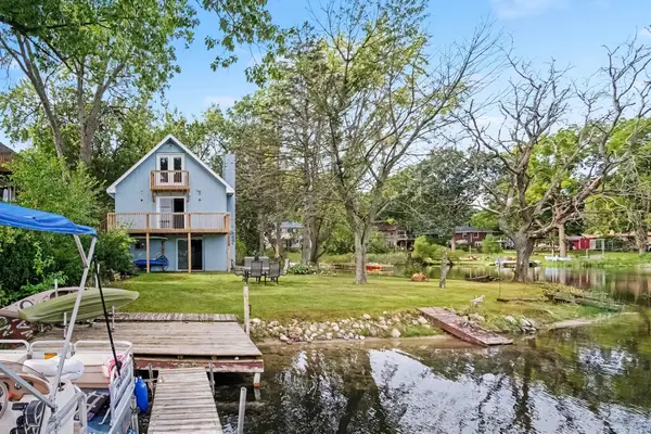 2273 Schimperle Drive NE, GrandRapids, MI 49525