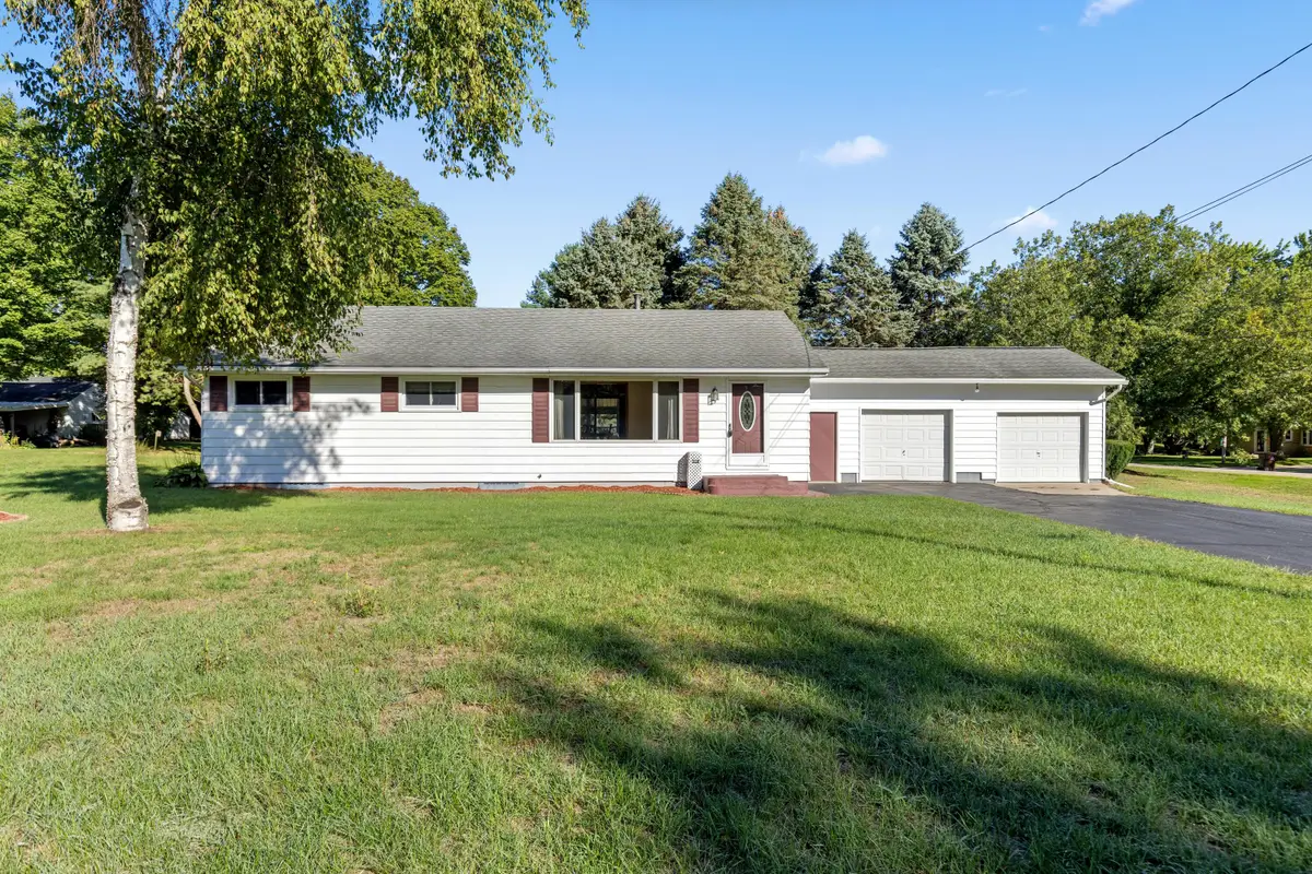 317 E 2nd Street, Trufant, MI 49347 - #1