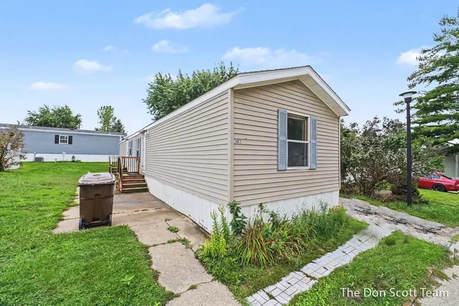 3662 Mount Blanc Street NW, Grand Rapids, MI 49544 - #3