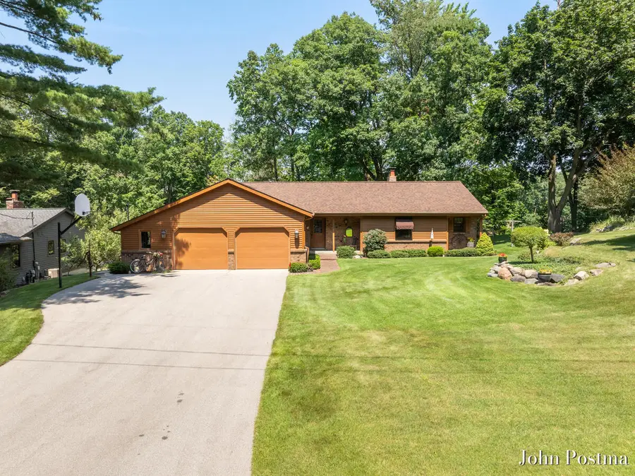 7786 Thornapple Bayou Drive SE, Grand Rapids, MI 49512 - #2