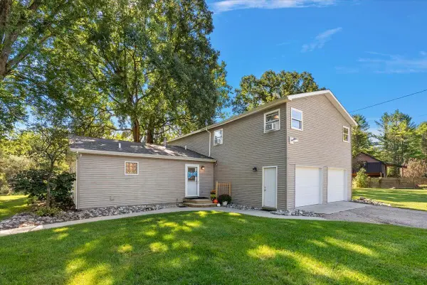 7842 Main Street, Newaygo, MI 49337