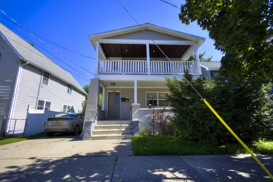 818 Alpine Avenue NW, Grand Rapids, MI 49504 - #3
