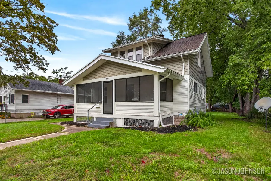 307 Ridgewood Street SE, Grand Rapids, MI 49548 - #2