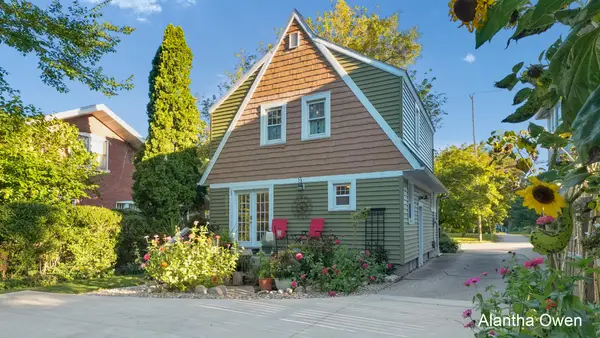 2205 W Main Street, Kalamazoo, MI 49006