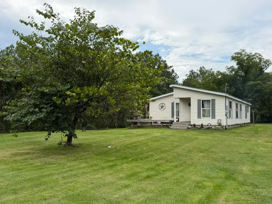 40 S Pine Street, Breedsville, MI 49056 - #2