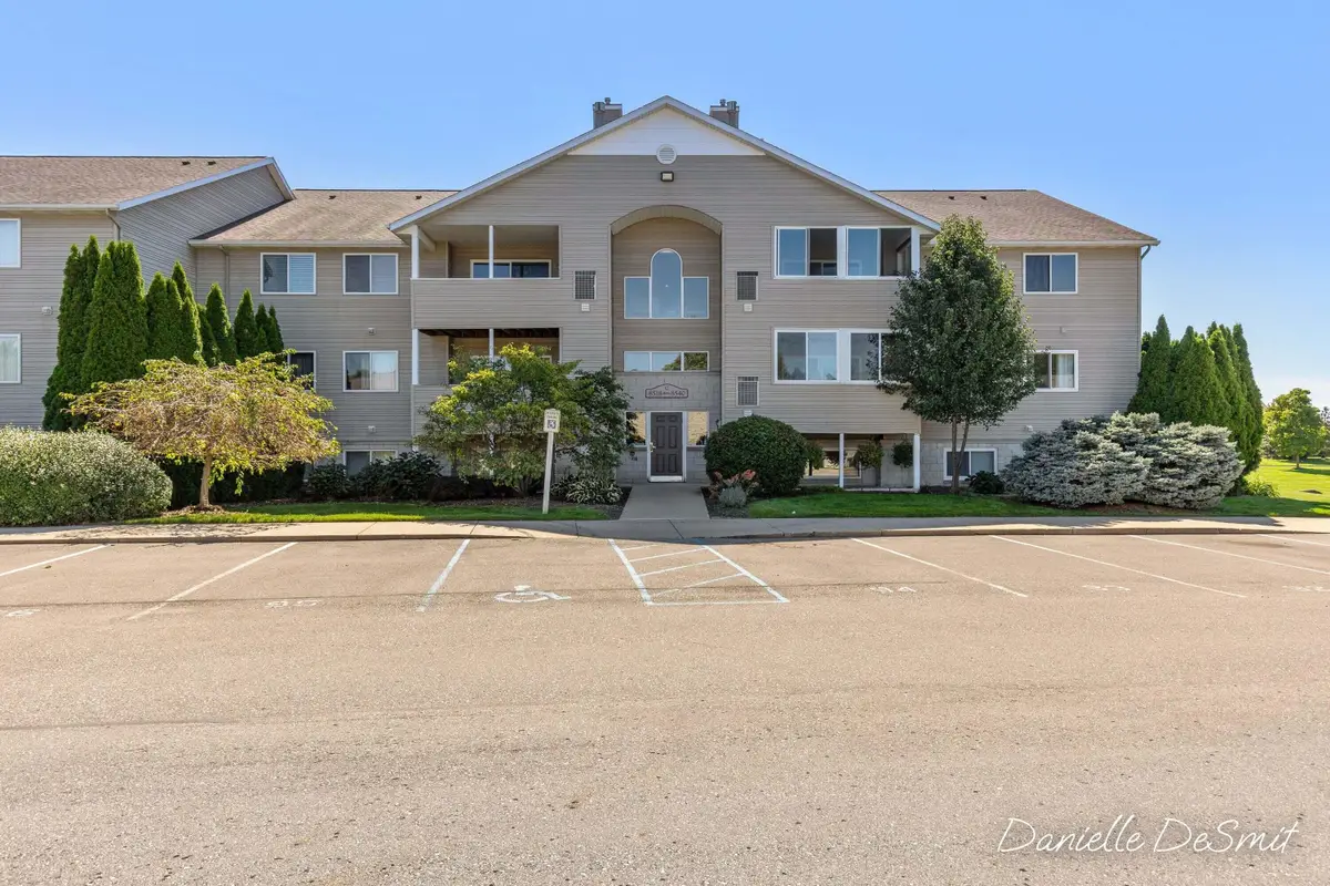 8524 N Jasonville Court SE Building: C Unit: 87, Caledonia, MI 49316 - #1