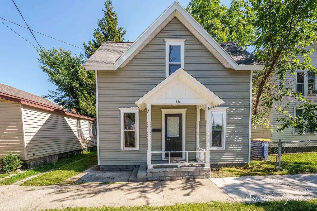 16 Indiana Avenue NW, Grand Rapids, MI 49504 - #1
