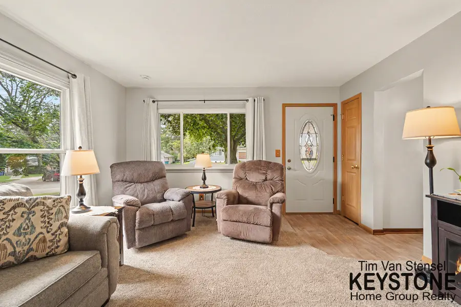 502 Tuttle Avenue NE, Grand Rapids, MI 49503 - #2