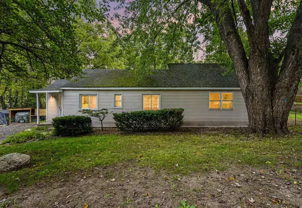 3826 Milla Avenue NW, ComstockPark, MI 49321