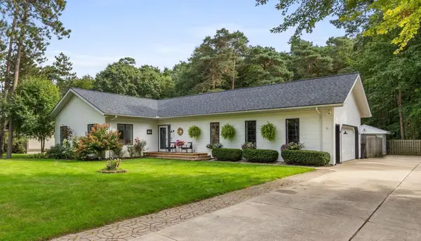 13342 Forest Park Drive, GrandHaven, MI 49417