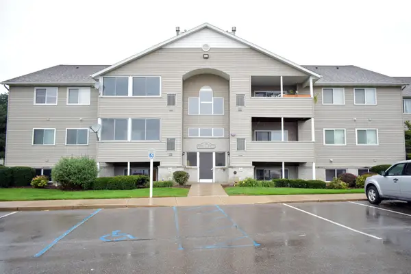 8418 N Jasonville Court SE Building: D Unit: 61, Caledonia, MI 49316