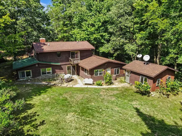 21801 W Cutler Road, HowardCity, MI 49329