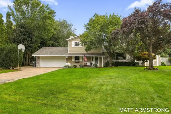 2160 Tulip Lane, Jenison, MI 49428