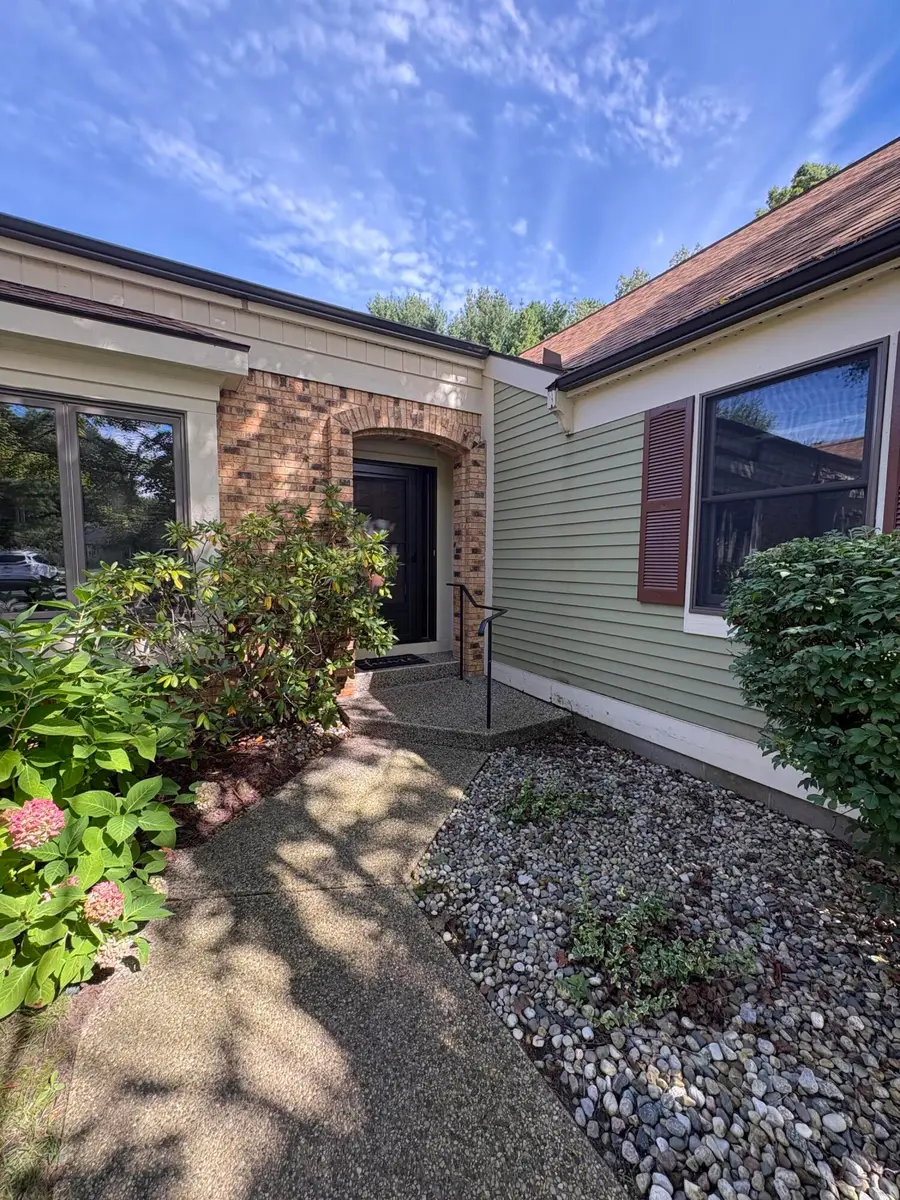 17652 Woodbridge Road Unit: 2, Ferrysburg, MI 49456 - #2
